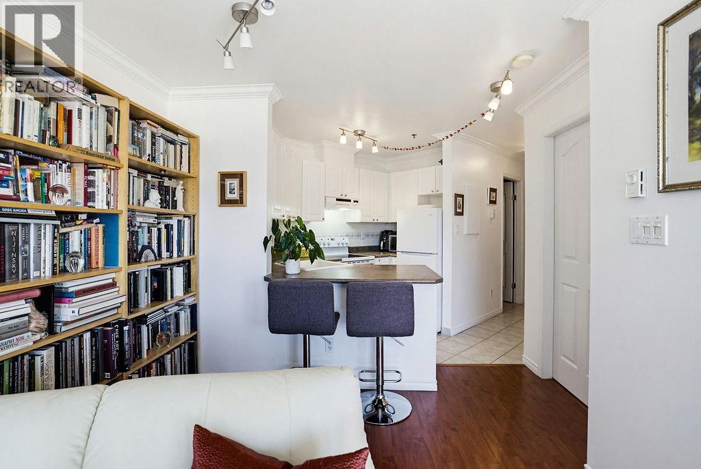 304 2025 Stephens Street, Vancouver, British Columbia  V6K 3W2 - Photo 8 - R3137120