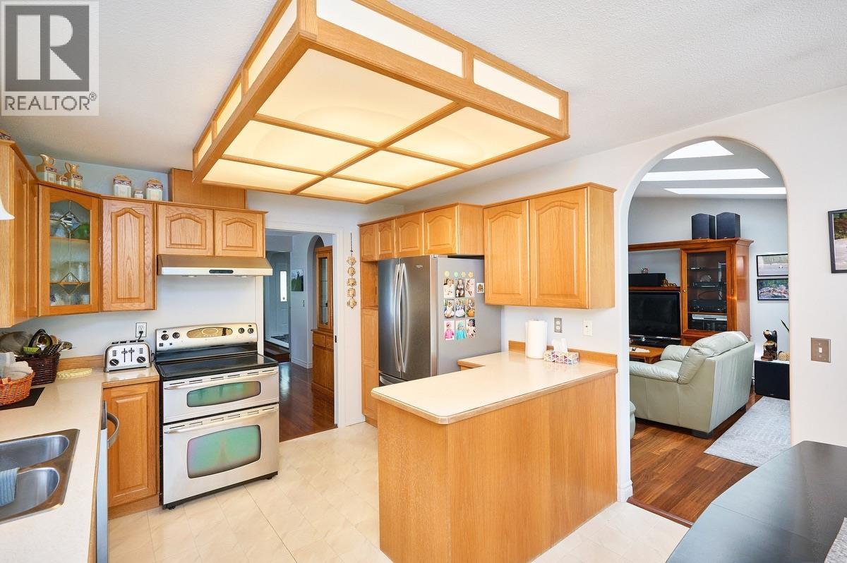 23635 108 Loop, Maple Ridge, British Columbia  V2W 1B2 - Photo 10 - R3137104