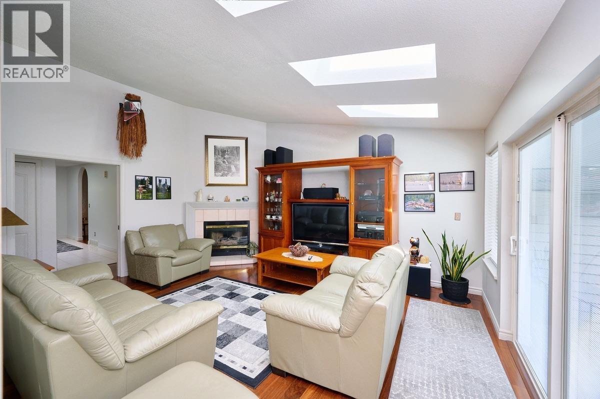 23635 108 Loop, Maple Ridge, British Columbia  V2W 1B2 - Photo 11 - R3137104