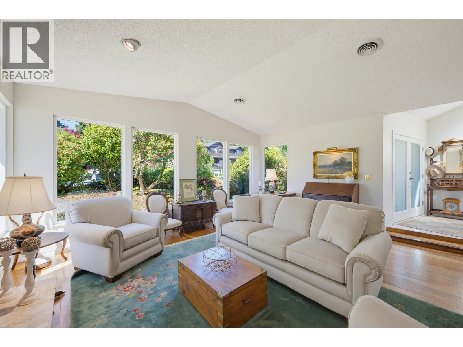 1151 Skana Drive, Delta, British Columbia  V4M 2L2 - Photo 4 - R3137107