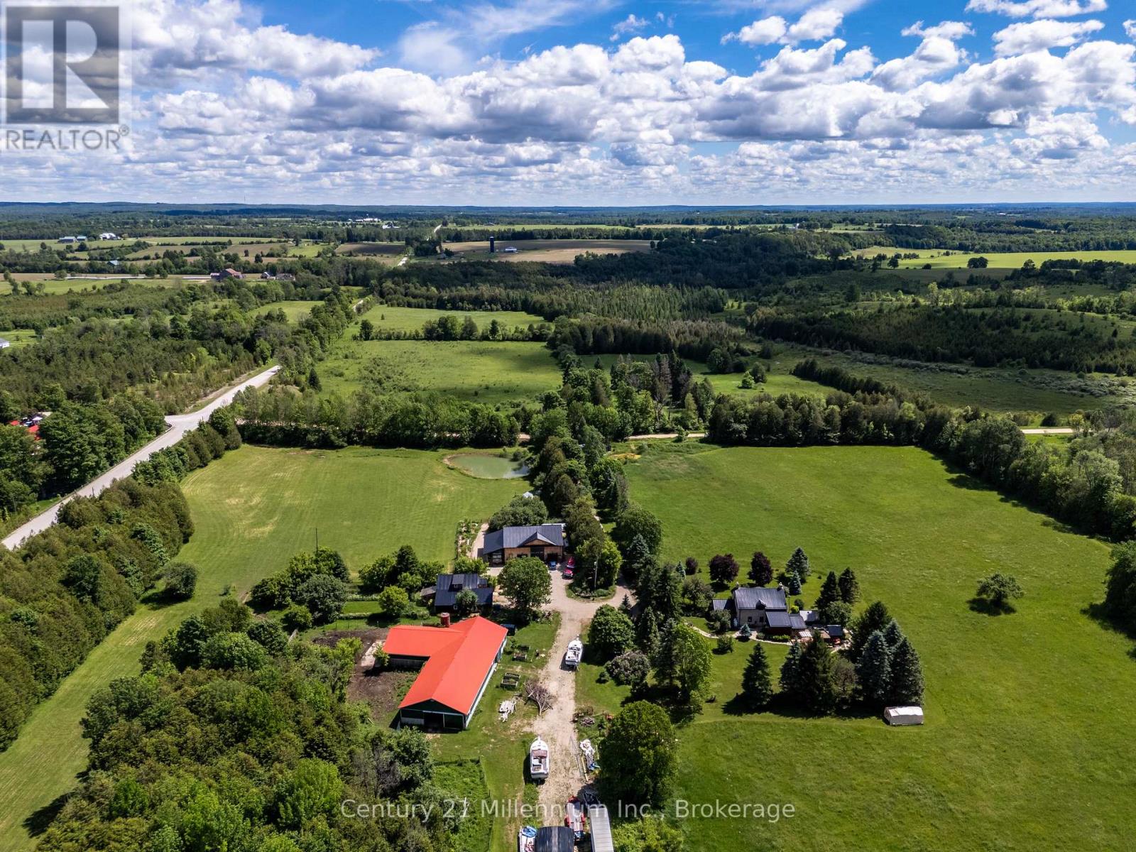 423259 Rocky Saugeen Road, West Grey, Ontario  N0G 1R0 - Photo 3 - X13458100