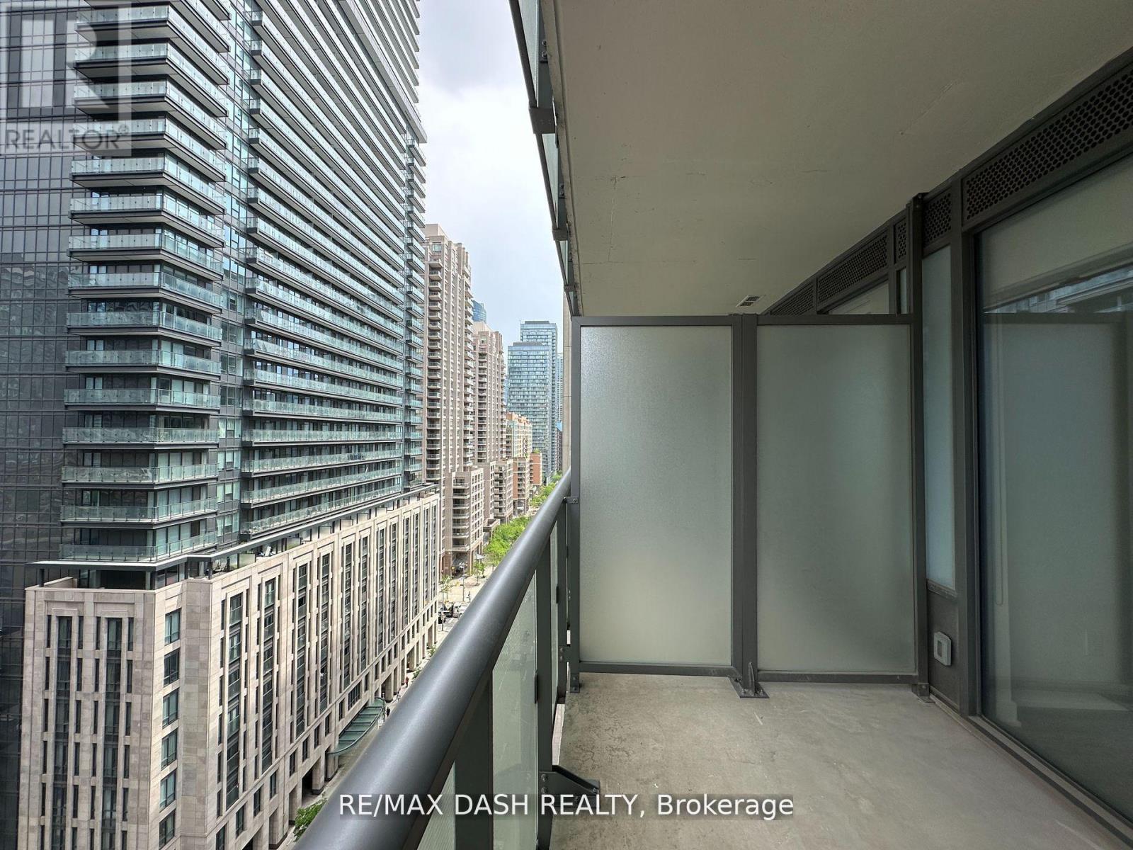 1205 - 57 St Joseph Street, Toronto, Ontario M5S 0C5 - Photo 10 - C13458088