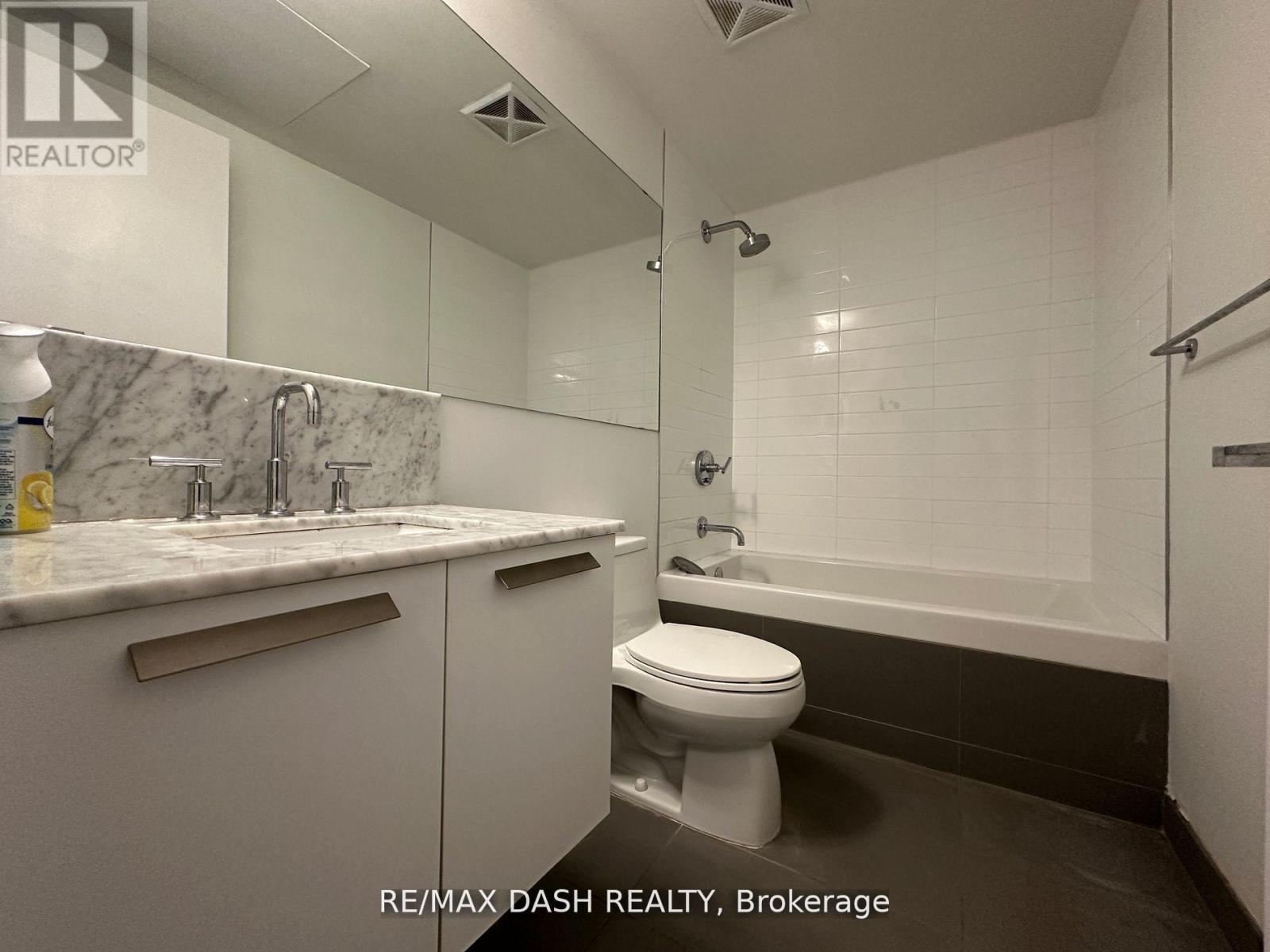 1205 - 57 St Joseph Street, Toronto, Ontario M5S 0C5 - Photo 14 - C13458088