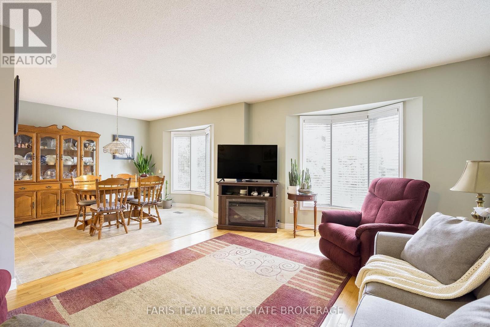 46 Greenwood Avenue, Oro-Medonte, Ontario  L0K 1E0 - Photo 14 - S13235970
