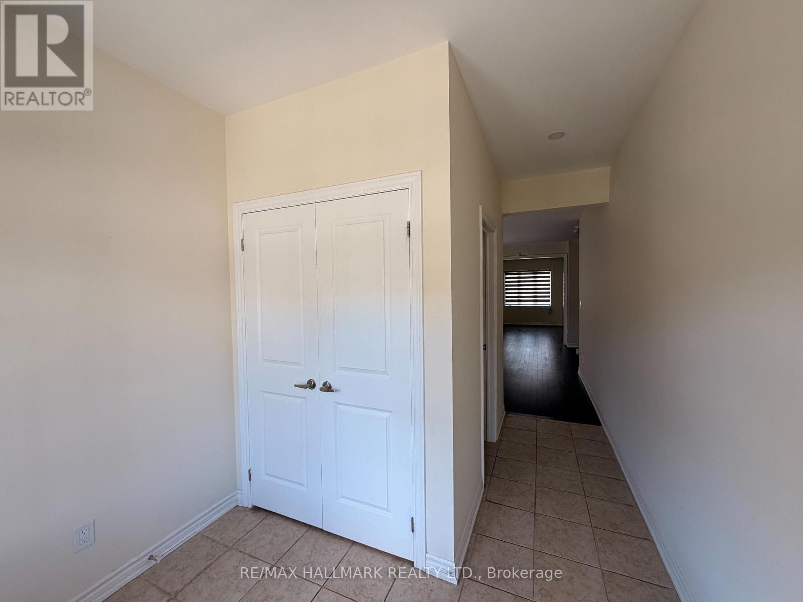 20 Bertram Gate, Whitby, Ontario  L1N 9Y6 - Photo 2 - E13457982
