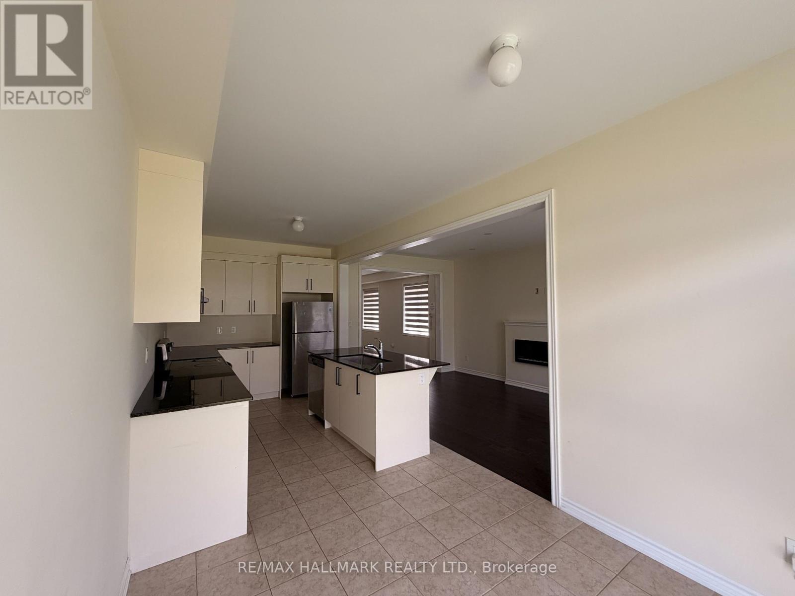 20 Bertram Gate, Whitby, Ontario  L1N 9Y6 - Photo 8 - E13457982