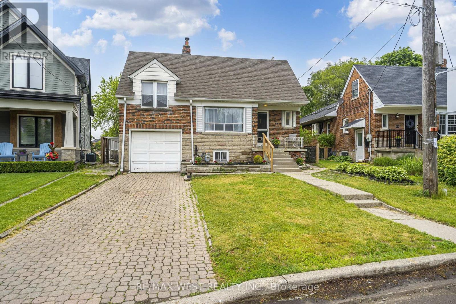 26 Parkland Road, Toronto, Ontario  M1N 1Y8 - Photo 3 - E13458028