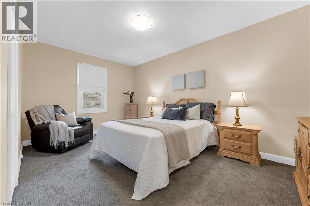 614 Drury Lane, Burlington, Ontario  L7R 2X6 - Photo 12 - 40837565