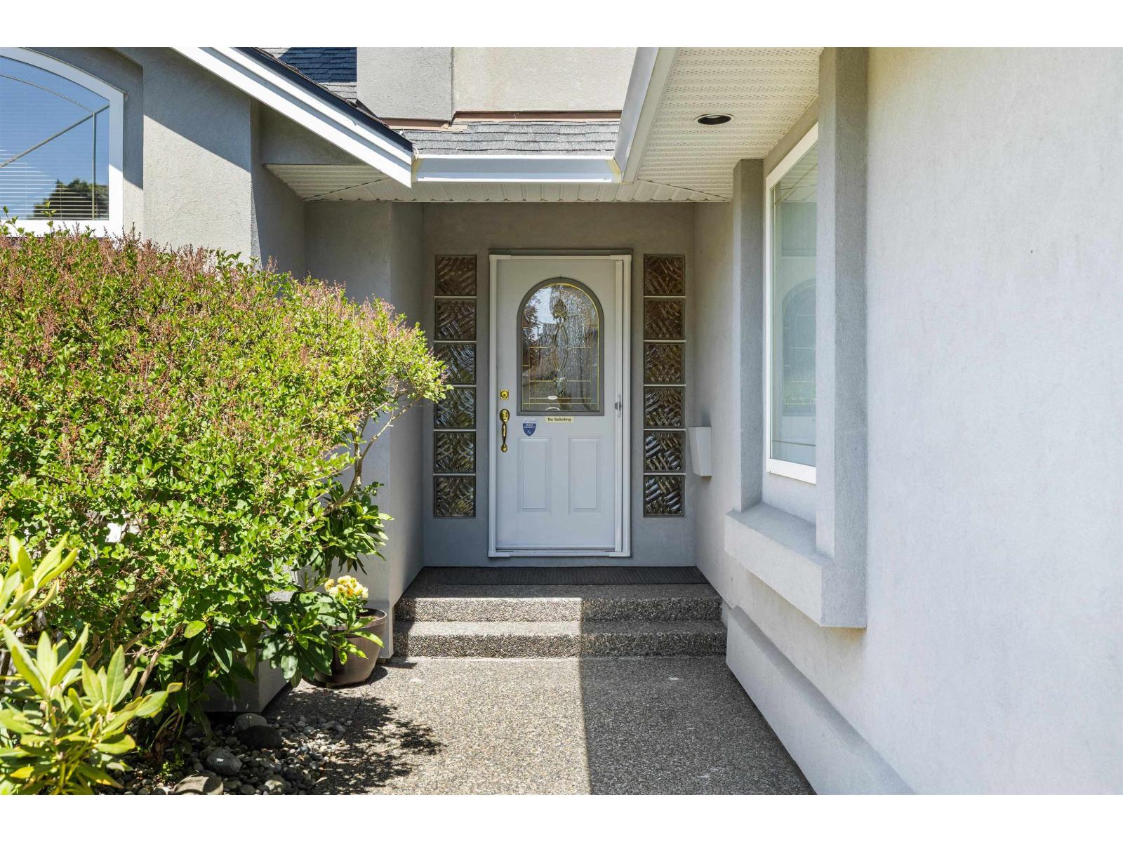 18851 64a Avenue, Surrey, British Columbia  V3S 8V3 - Photo 6 - R3136924