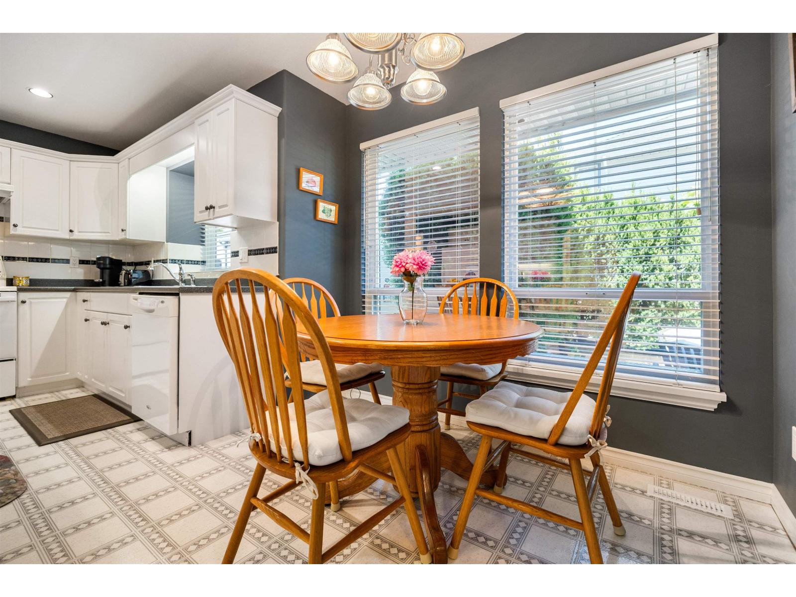 18851 64a Avenue, Surrey, British Columbia  V3S 8V3 - Photo 16 - R3136924