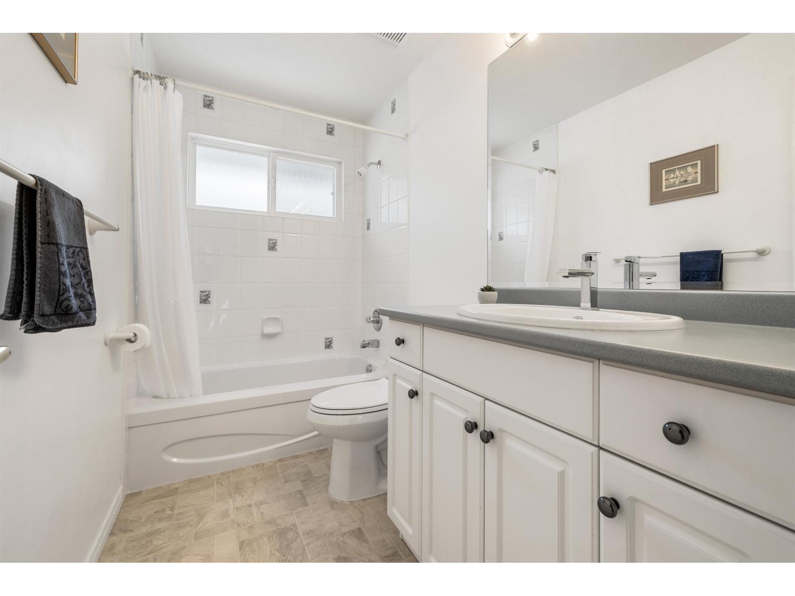 18851 64a Avenue, Surrey, British Columbia  V3S 8V3 - Photo 38 - R3136924