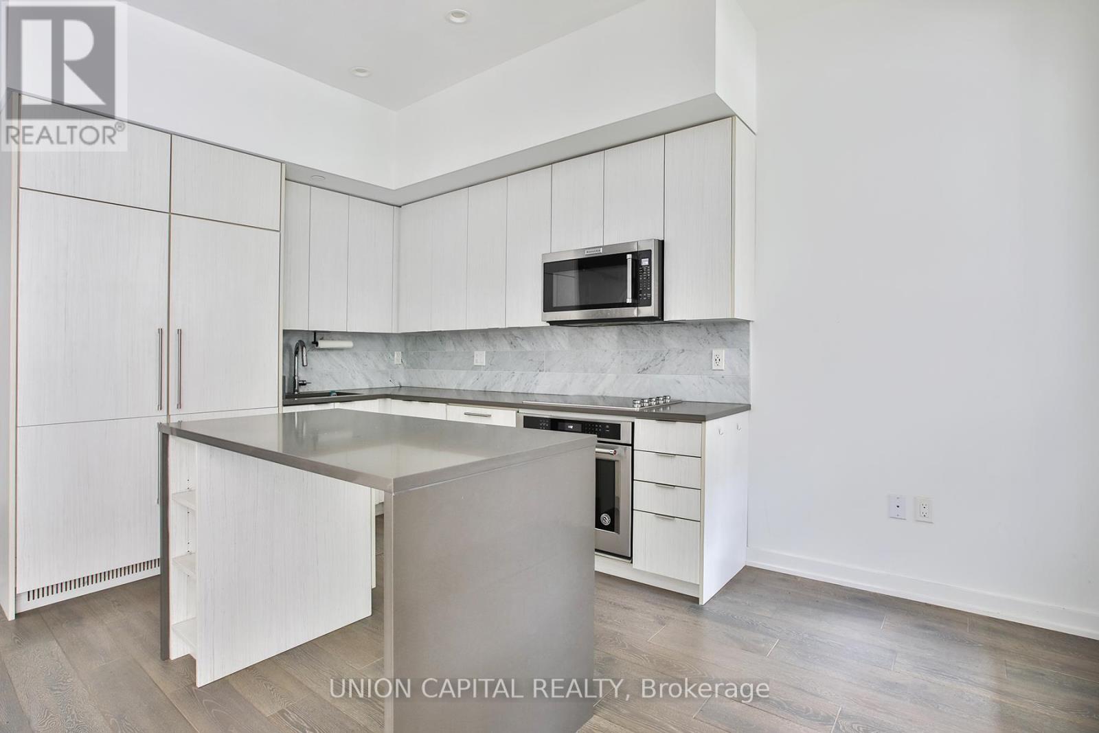 Th03 - 38 Iannuzzi Street, Toronto, Ontario  M5V 0S2 - Photo 6 - C13457754