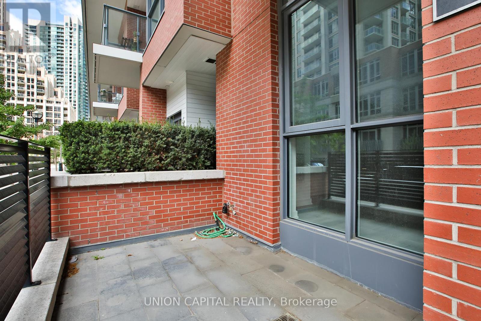 Th03 - 38 Iannuzzi Street, Toronto, Ontario  M5V 0S2 - Photo 20 - C13457754