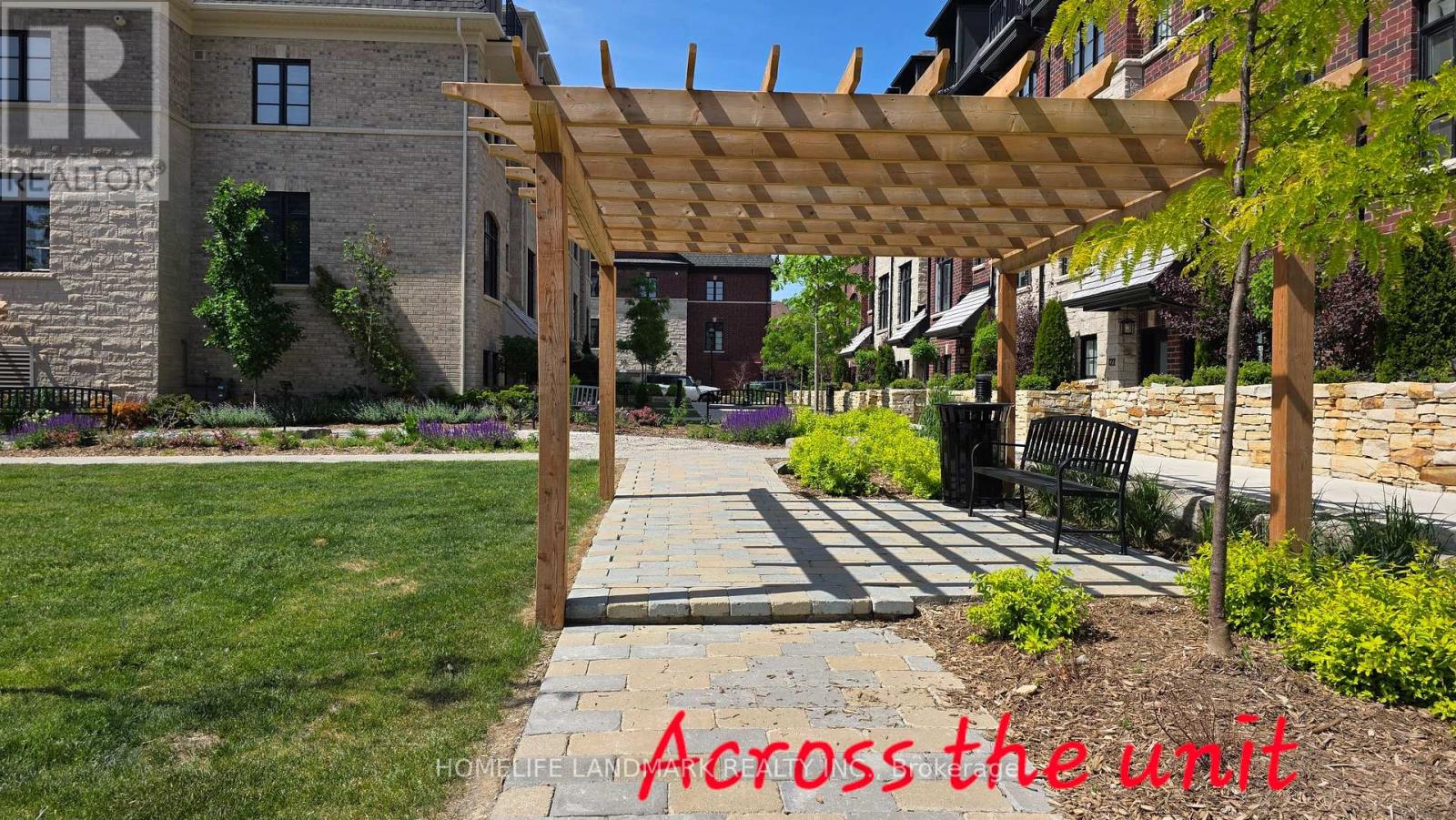 101 - 21 Wasdale Road, Mississauga, Ontario  L5M 2R2 - Photo 12 - W13238692