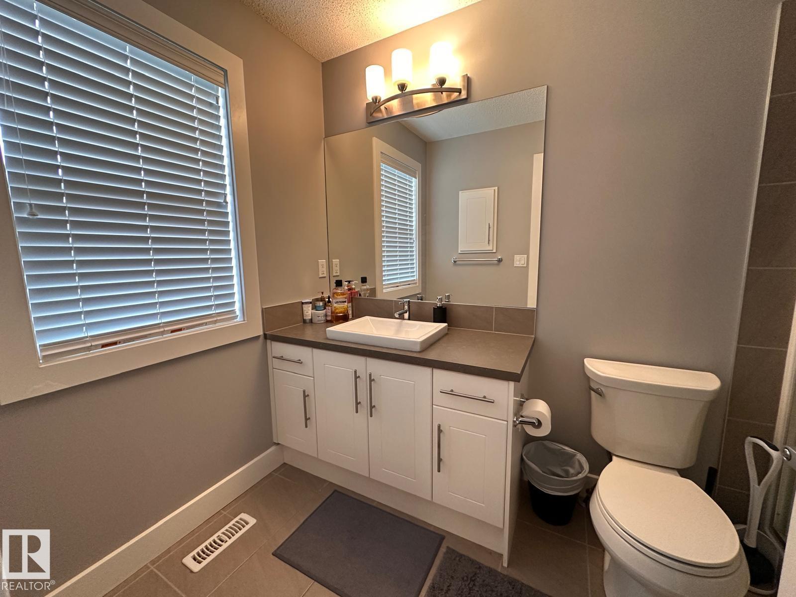 2105 24 St Nw, Edmonton, Alberta T6T 0Y8 - Photo 6 - E4494167