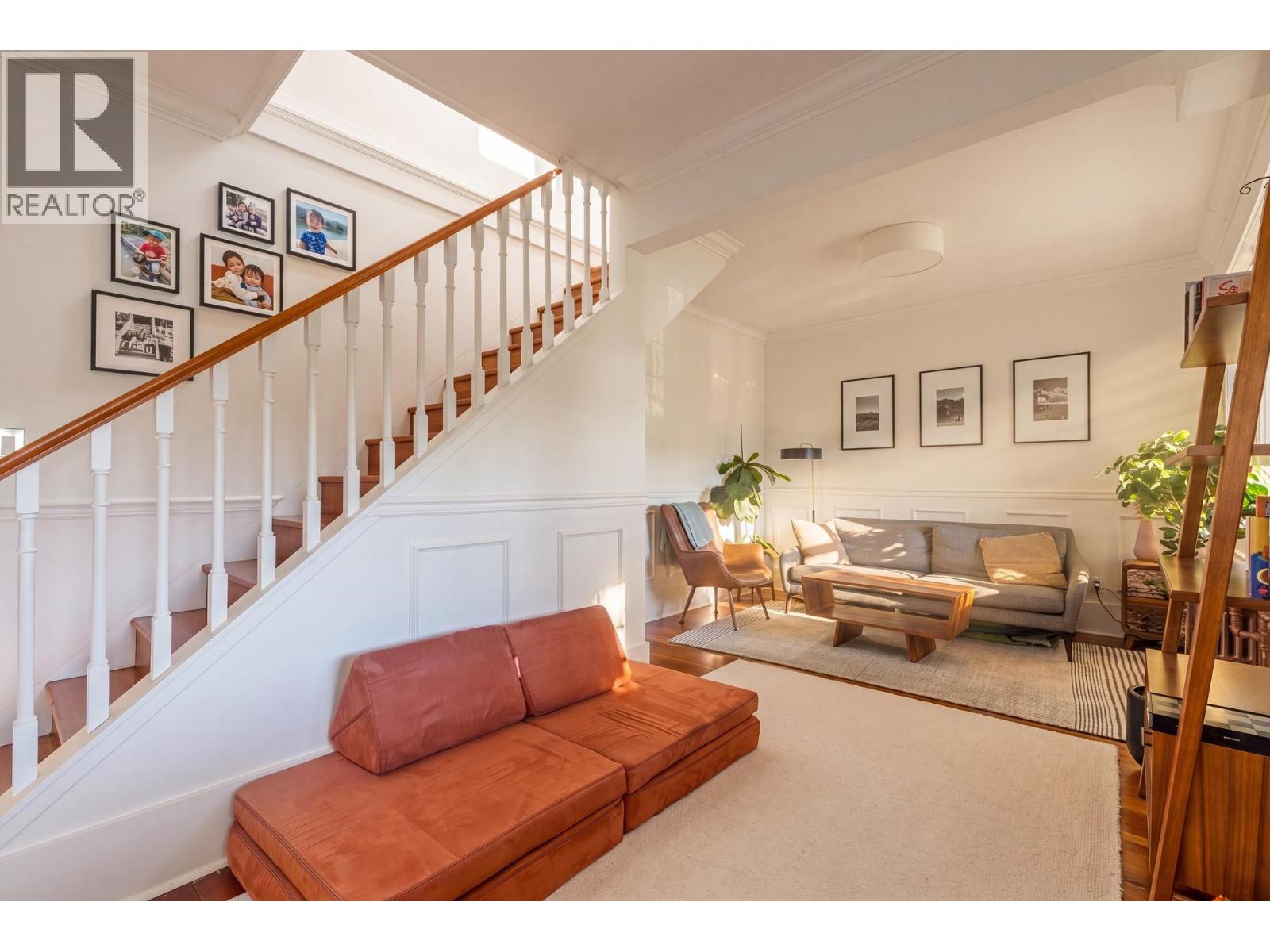 4387 St. George Street, Vancouver, British Columbia  V5V 4A3 - Photo 6 - R3136646
