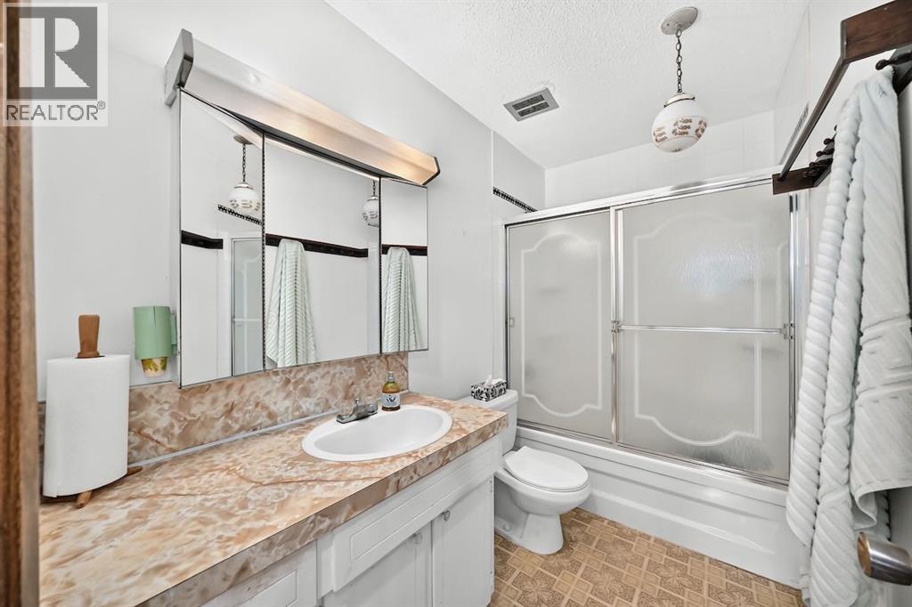 6539 54 Street NW, Calgary, Alberta  T3A 1R5 - Photo 21 - A2321318