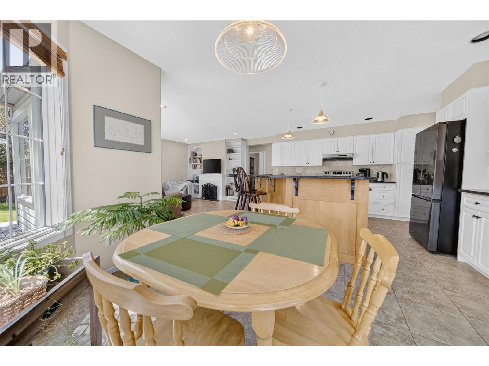2916 Edgewood Drive, Cranbrook, British Columbia  V1C 6C9 - Photo 16 - 10391464