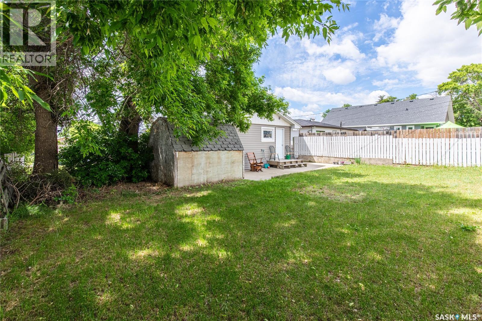1122 Stadacona Street W, Moose Jaw, Saskatchewan  S6H 2B3 - Photo 36 - SK039790