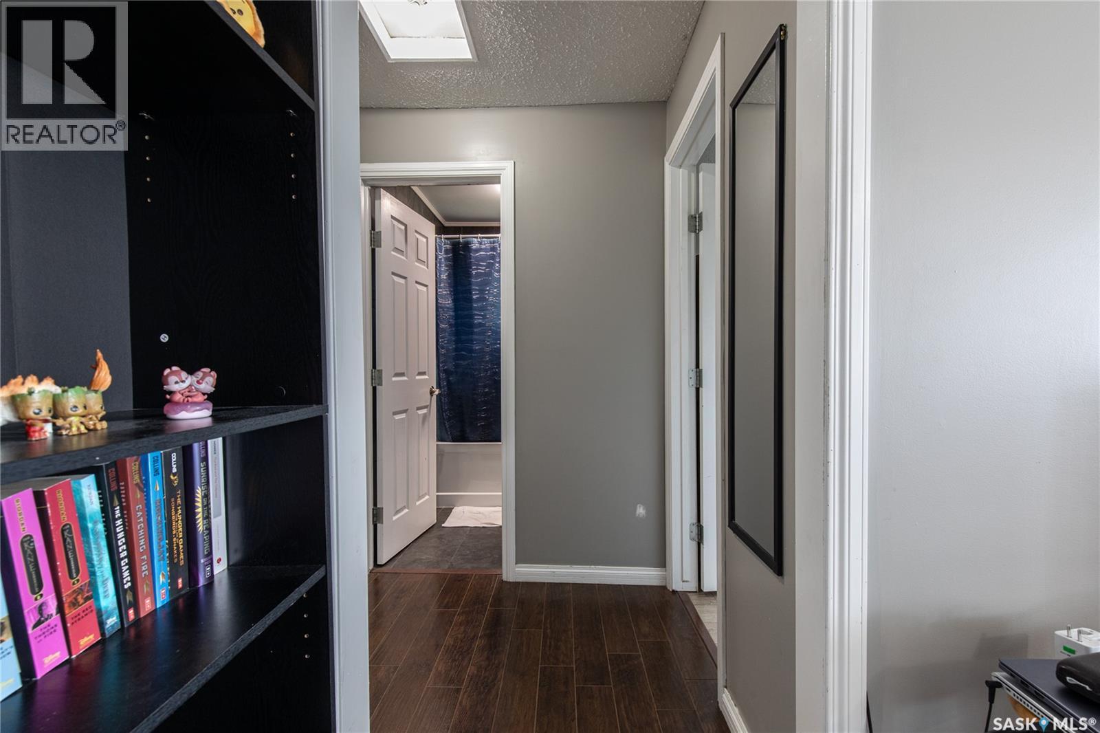 1122 Stadacona Street W, Moose Jaw, Saskatchewan  S6H 2B3 - Photo 8 - SK039790