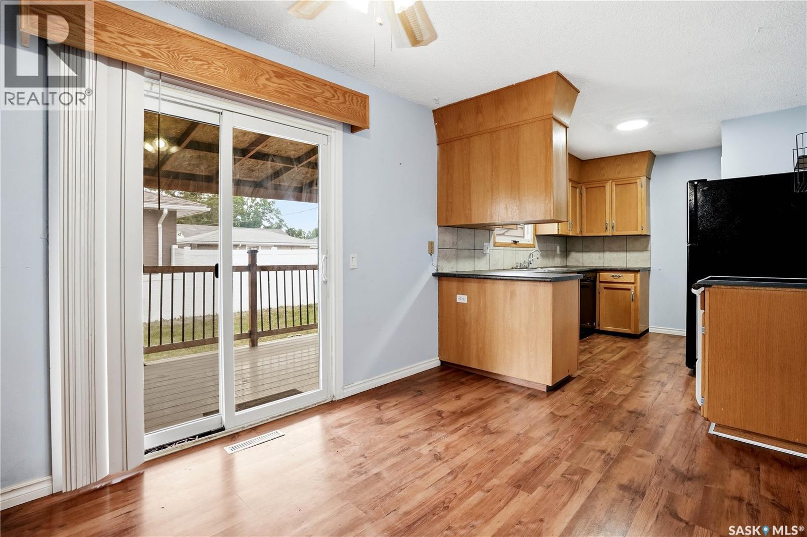 412 Montreal Street N, Regina, Saskatchewan S4R 5C7 - Photo 11 - SK039713