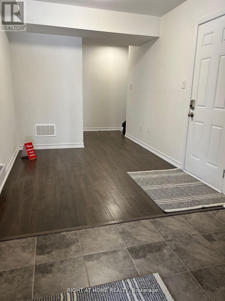 3060 Mistletoe Gardens, Oakville, Ontario  L6M 4M2 - Photo 17 - W13457988