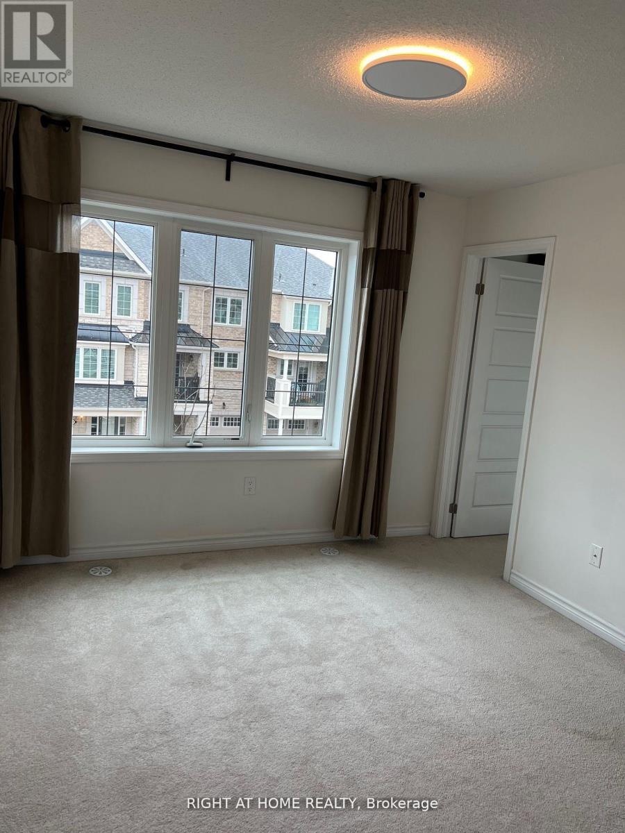 3060 Mistletoe Gardens, Oakville, Ontario  L6M 4M2 - Photo 21 - W13457988