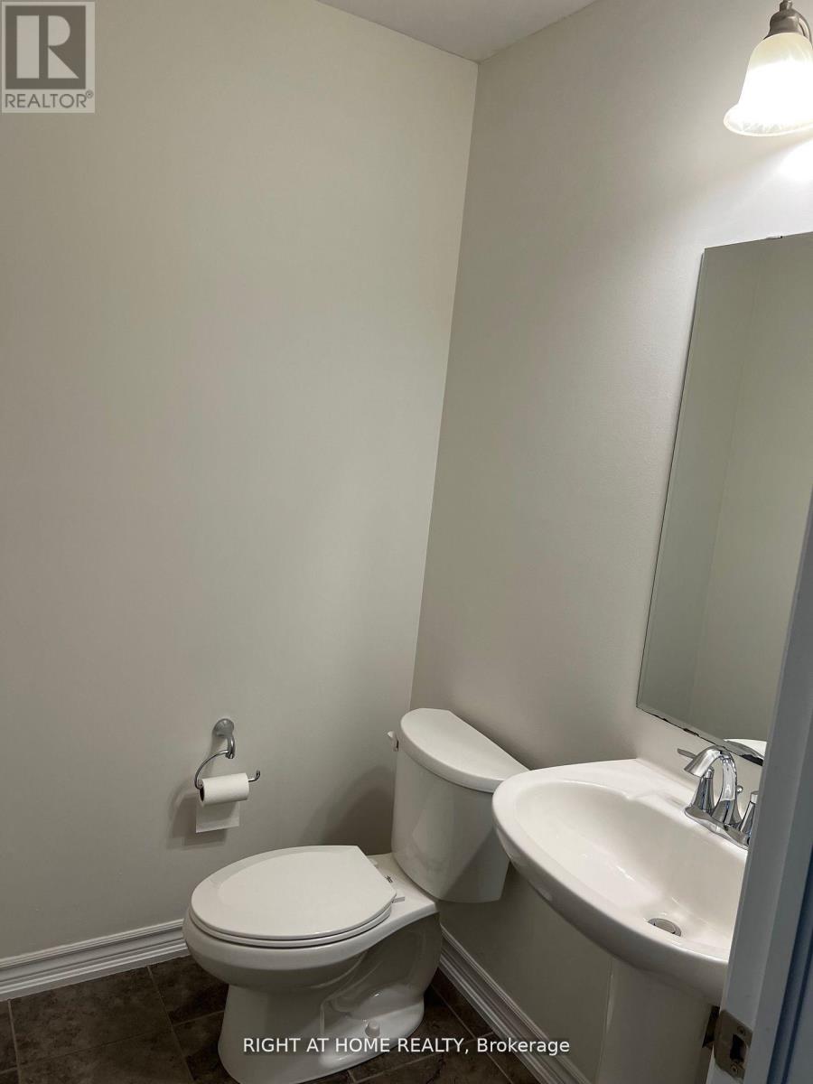 3060 Mistletoe Gardens, Oakville, Ontario  L6M 4M2 - Photo 25 - W13457988