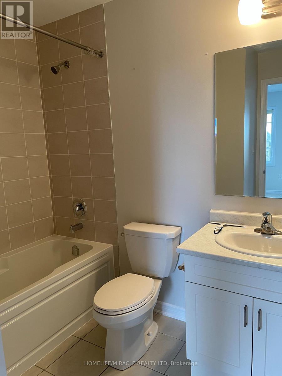 299 Whitlock Avenue, Milton, Ontario  L9T 6E9 - Photo 11 - W13457994