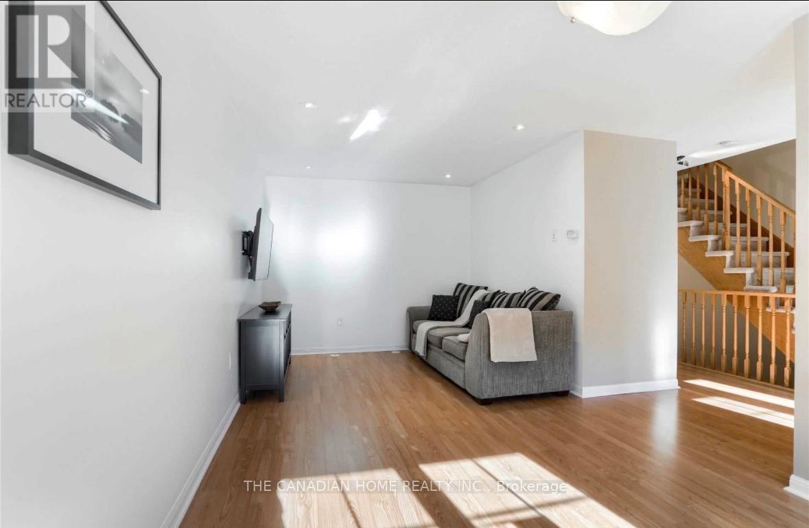 929 Deverell Place, Milton, Ontario  L9T 0M2 - Photo 6 - W13458060