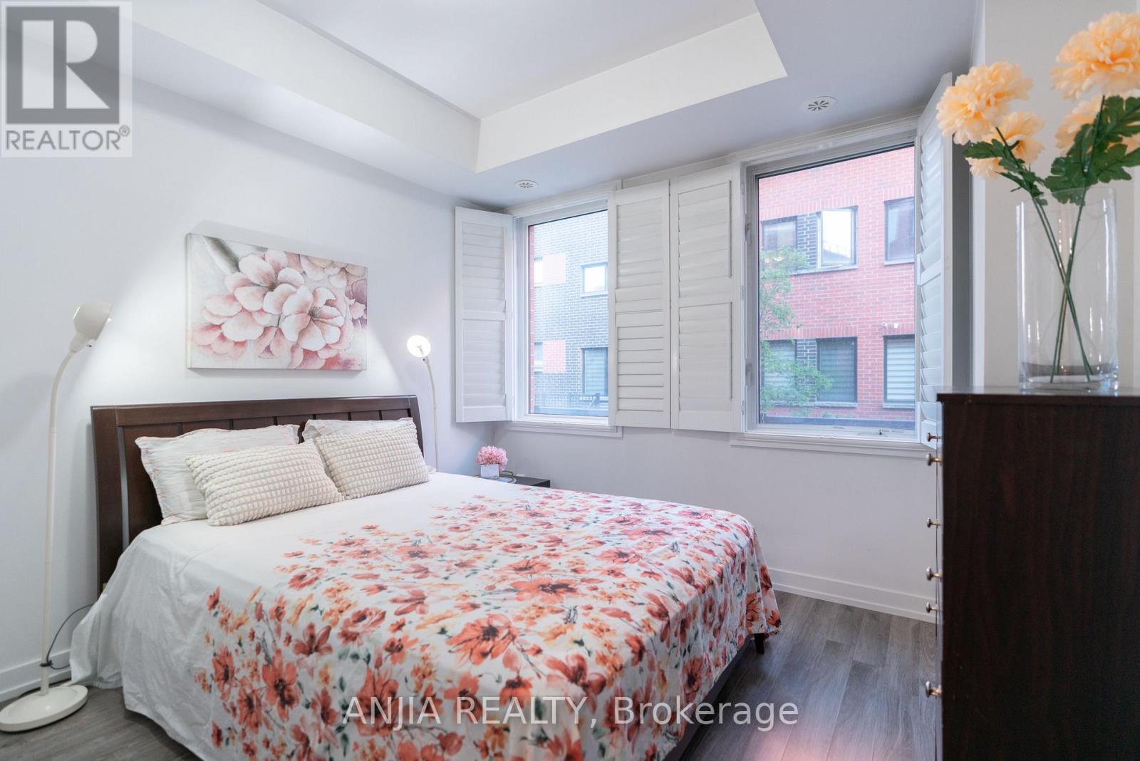 33 - 869 Wilson Avenue, Toronto, Ontario M3K 0A4 - Photo 16 - W13458064