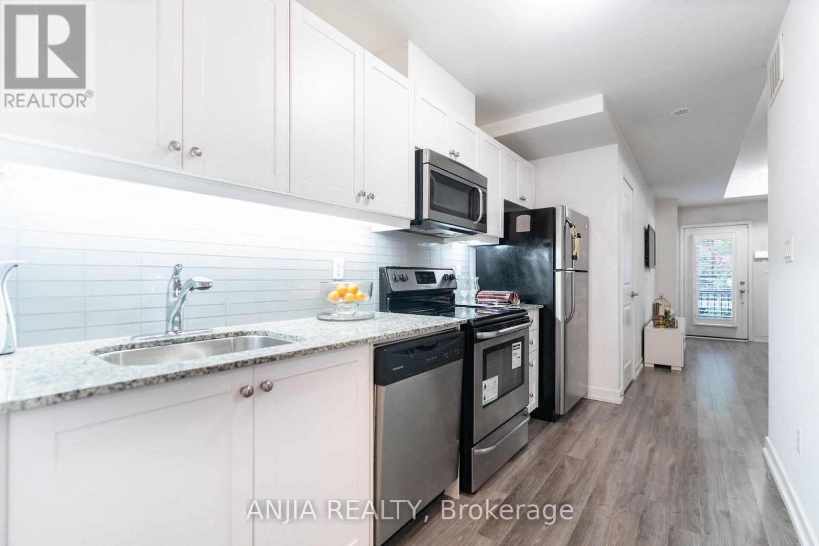 33 - 869 Wilson Avenue, Toronto, Ontario M3K 0A4 - Photo 8 - W13458064