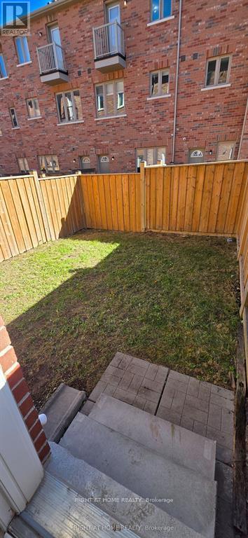 27 Shiff Crescent, Brampton, Ontario  L6Z 0B4 - Photo 13 - W13458068