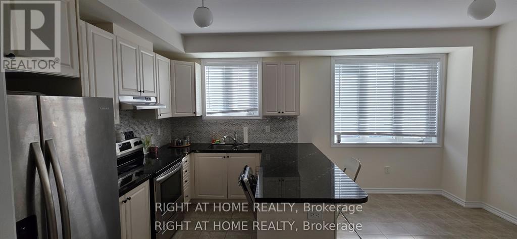 27 Shiff Crescent, Brampton, Ontario  L6Z 0B4 - Photo 6 - W13458068