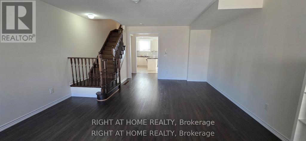 27 Shiff Crescent, Brampton, Ontario  L6Z 0B4 - Photo 8 - W13458068