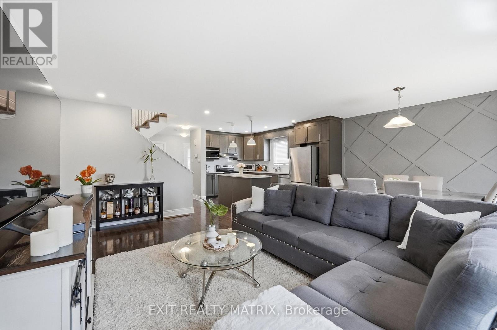 368 Twilight Avenue, Russell, Ontario  K4R 0E6 - Photo 10 - X13035444