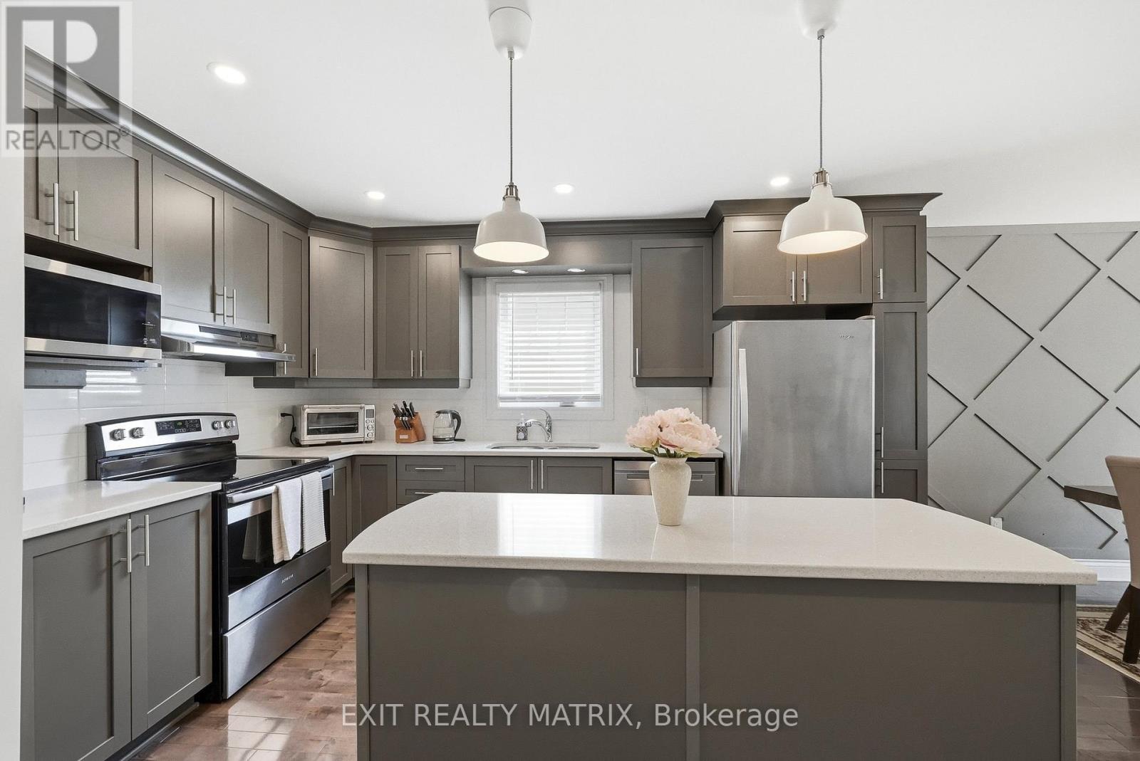 368 Twilight Avenue, Russell, Ontario  K4R 0E6 - Photo 8 - X13035444