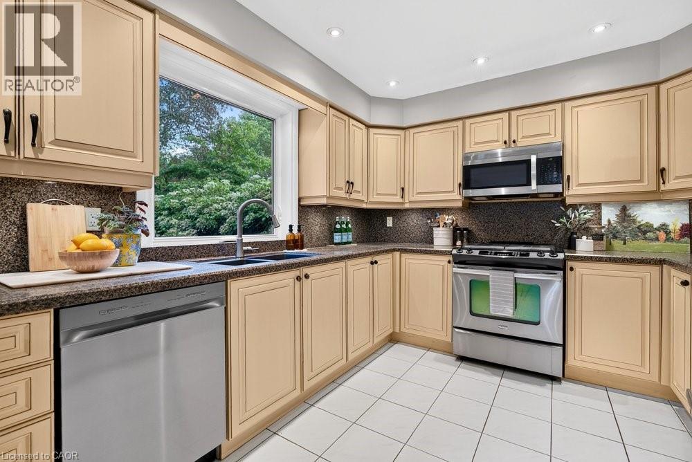 2255 Vista Oak Road, Oakville, Ontario  L6M 3L8 - Photo 12 - 40840448