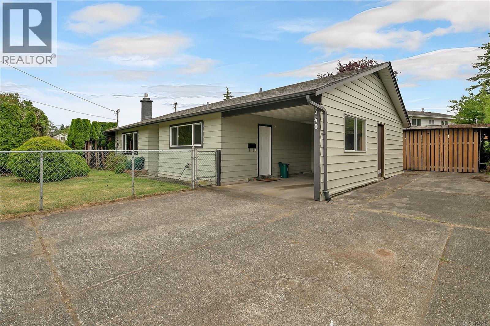 540 Holm Rd, Campbell River, British Columbia  V9W 1W4 - Photo 2 - 1040570
