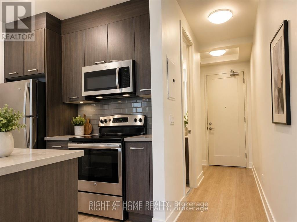 Ph10 - 150 Main Street W, Hamilton, Ontario  L8P 1H8 - Photo 2 - X13458000