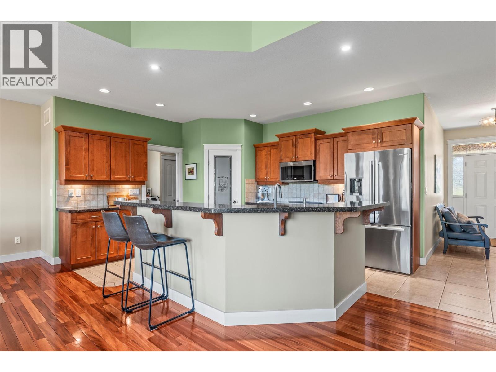 Listing image 12