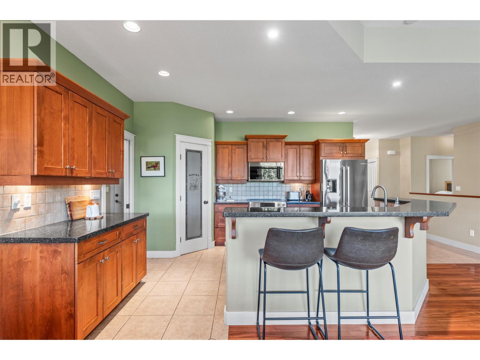 Listing image 14