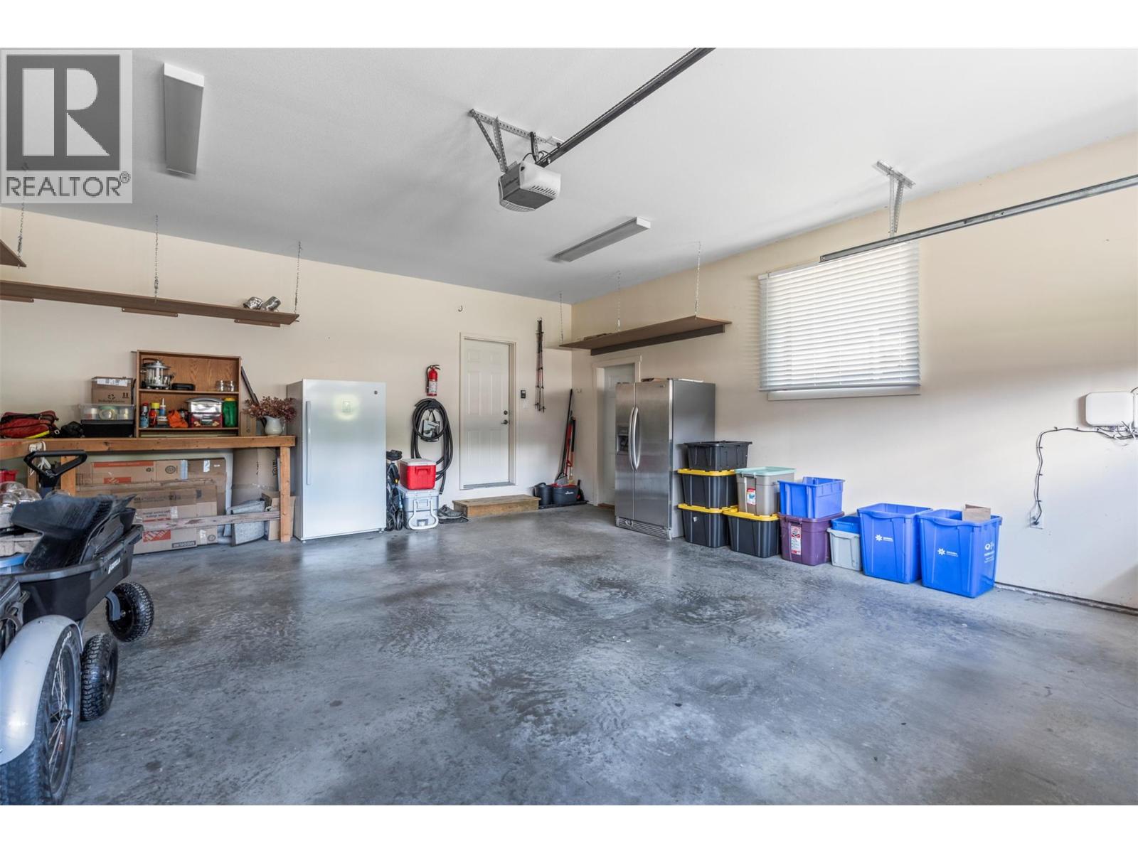 Listing image 44