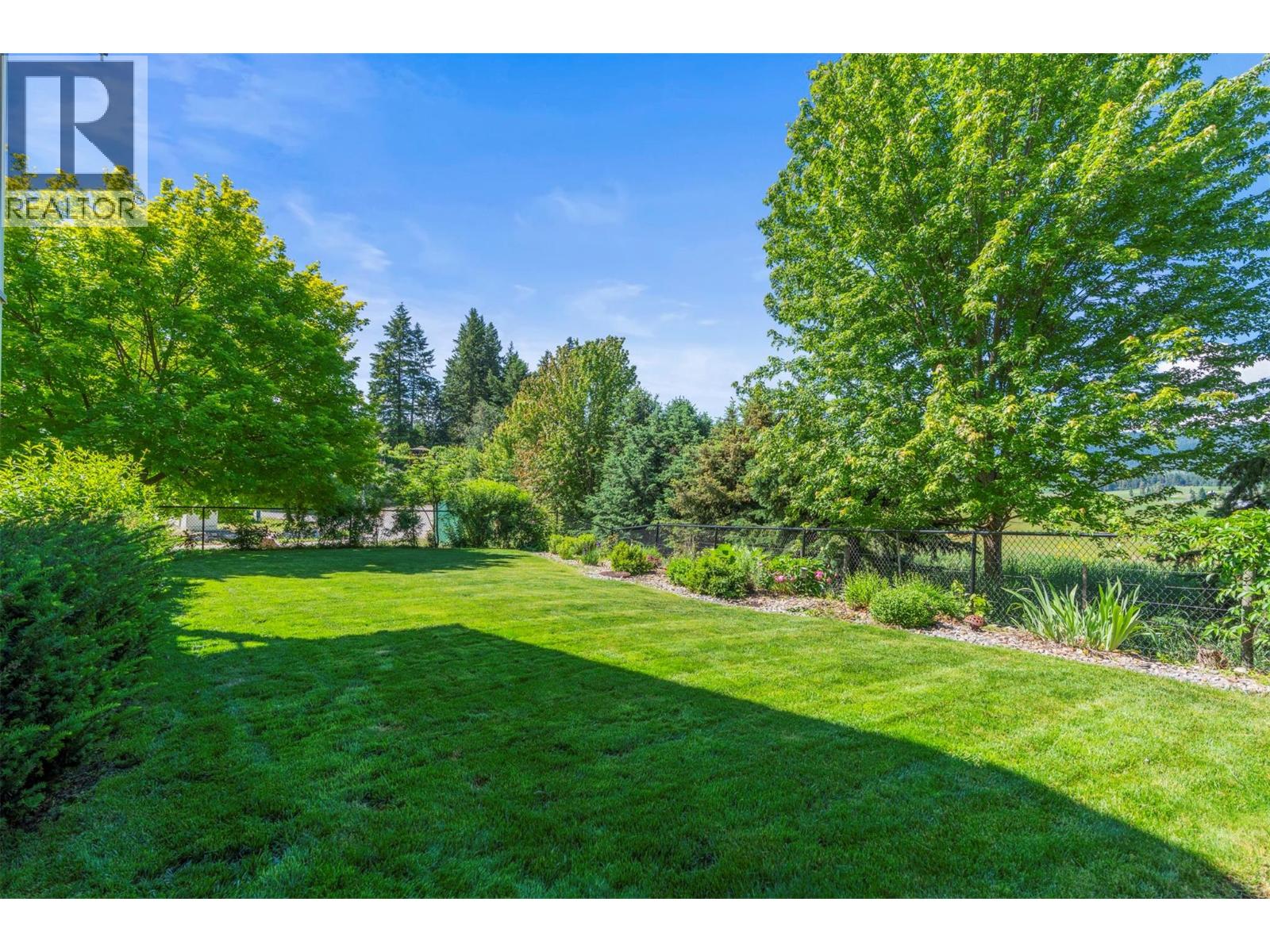Listing image 52