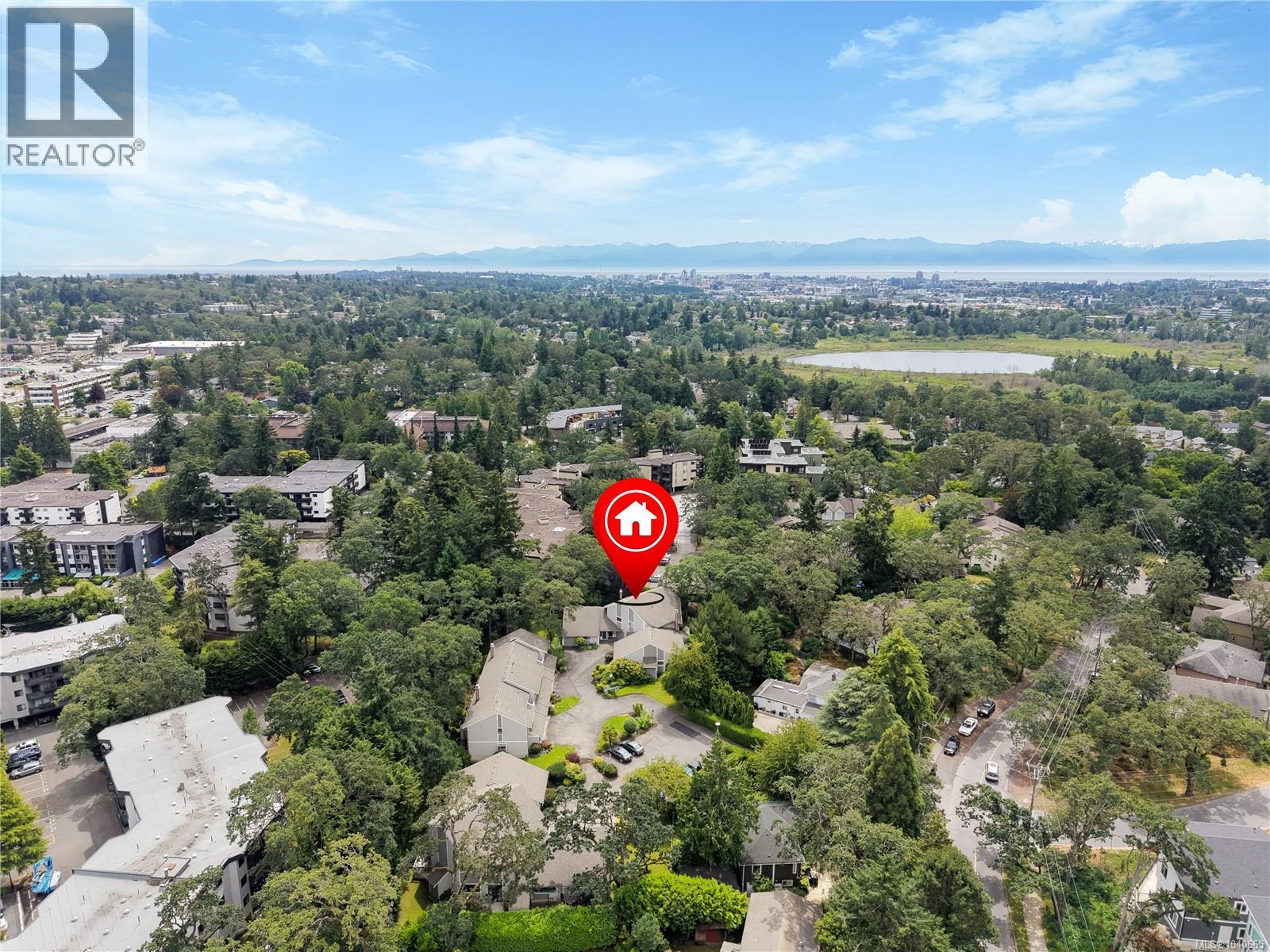 12 4041 Saanich Rd, Saanich, British Columbia  V8X 1Z2 - Photo 6 - 1040665