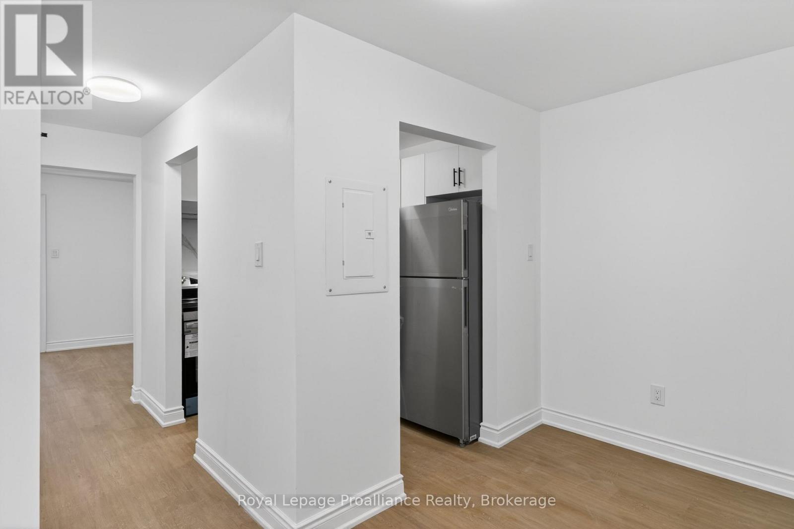#4 - 171 Hazlitt Street, Peterborough, Ontario  K9H 1L8 - Photo 3 - X13458366