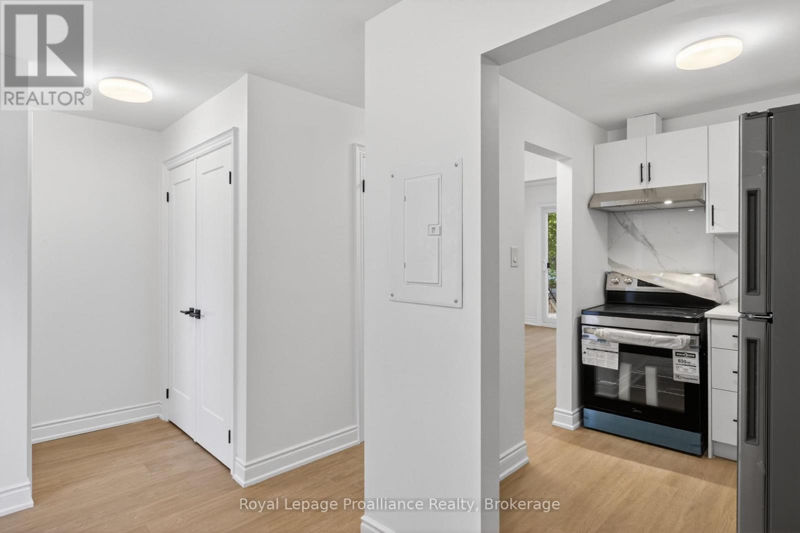#4 - 171 Hazlitt Street, Peterborough, Ontario  K9H 1L8 - Photo 4 - X13458366