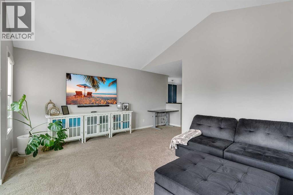 58 Valley Pointe Bay NW, Calgary, Alberta  T3B 6B6 - Photo 31 - A2321587