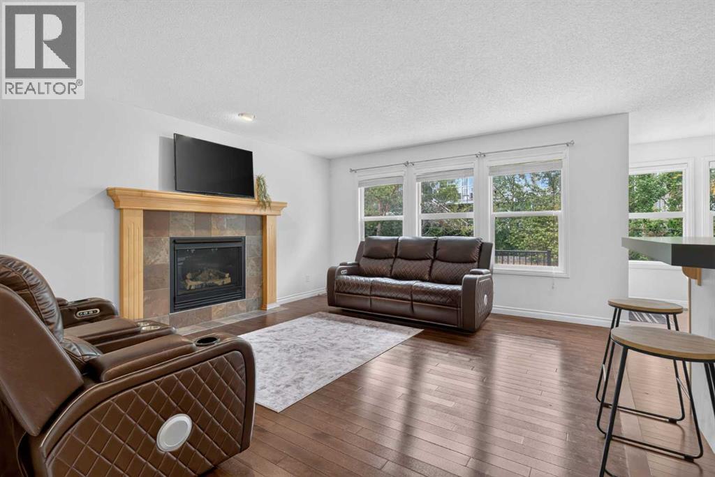29 Sunset Close, Cochrane, Alberta  T4C 0B3 - Photo 5 - A2321676