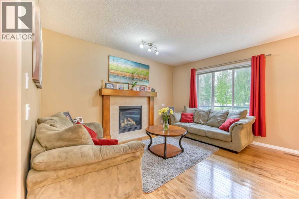 141 Royal Ridge Mount Nw, Calgary, Alberta  T3G 5Z2 - Photo 10 - A2322054